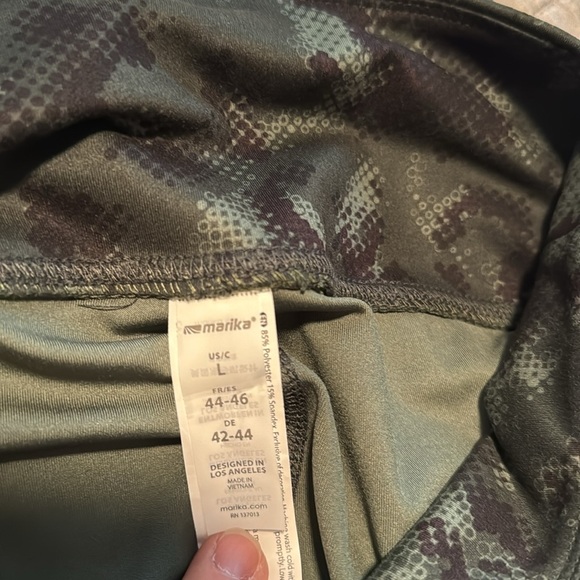 Marika Contender Luxe Ankle Leggings; green/Black; Size medium - Picture 7 of 7